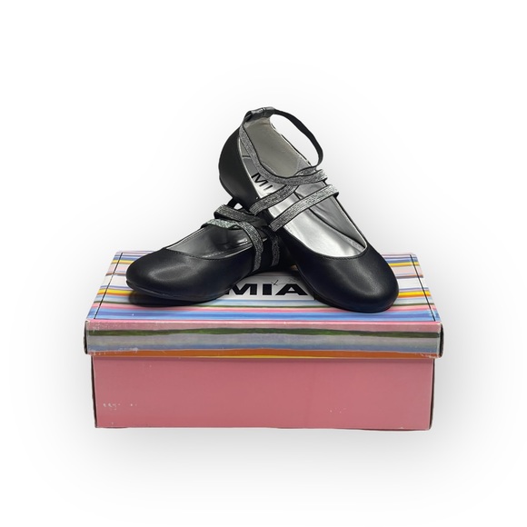 new Mia ☀︎︎ Abbey Vegan Leather Ankle Strap Ballet Flat ☀︎︎ Black + Silver ☀︎ 13 - Picture 2 of 16